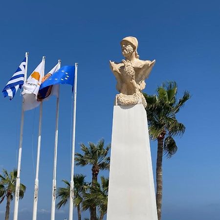 Larnaca Beach Apartment 1A Eksteriør bilde
