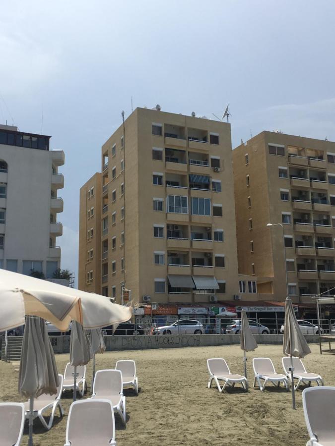 Larnaca Beach Apartment 1A Eksteriør bilde