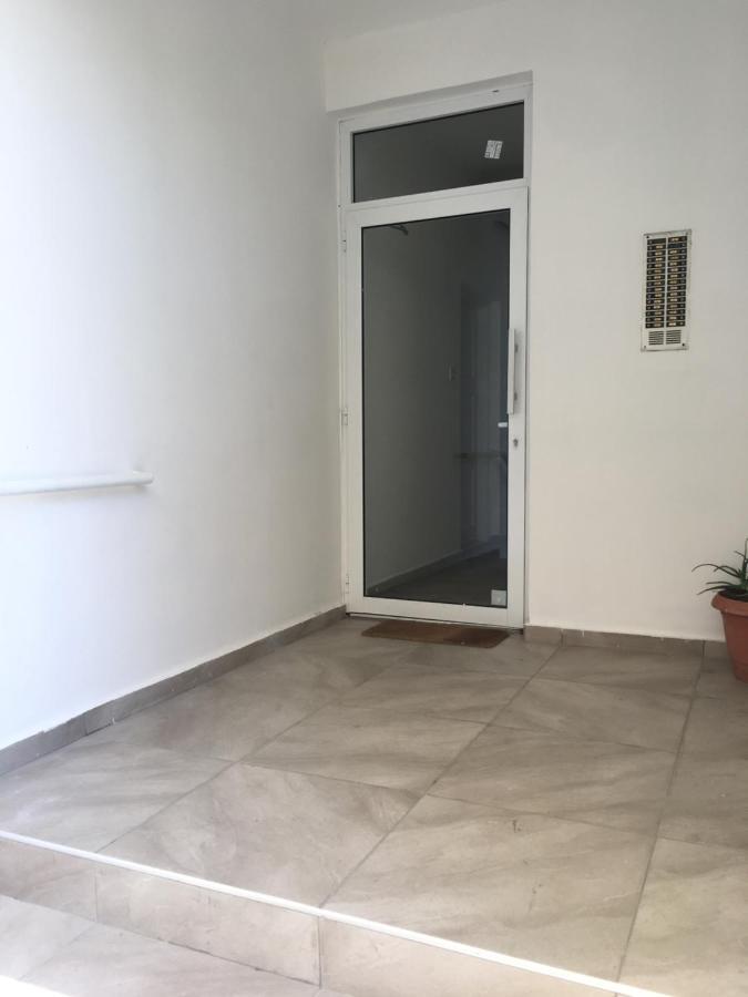 Larnaca Beach Apartment 1A Eksteriør bilde